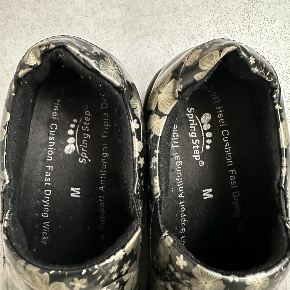 Spring Step Rain Shoes Size 6 - image 3